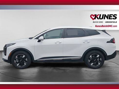 Used 2026 Kia Sportage LX FWD image 6