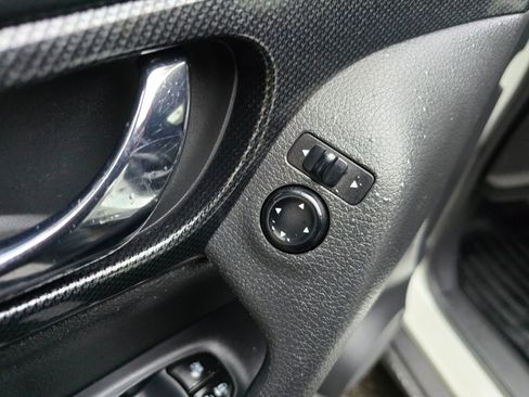 Used 2016 Nissan Rogue SL w/ SL Premium Package image 20