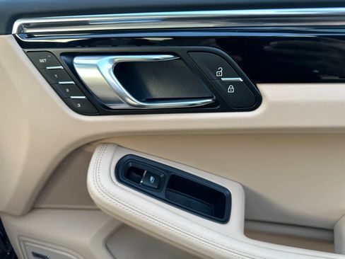 New 2026 Porsche Macan S image 19