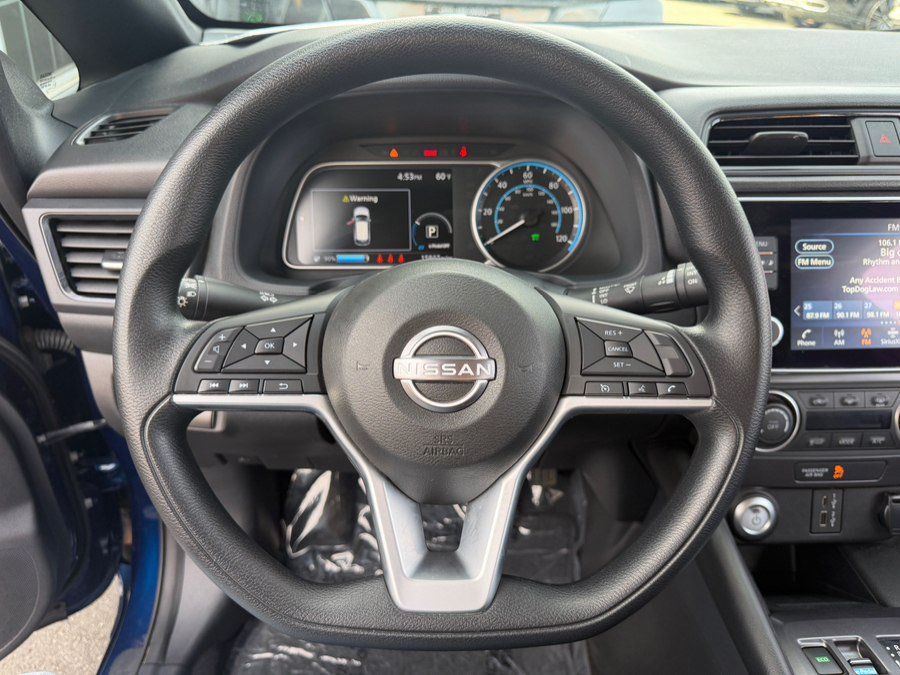 Used 2025 Nissan Leaf S FWD image 10