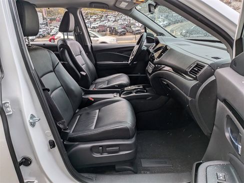 Used 2022 Honda Pilot Touring image 33