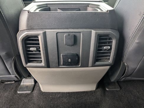 Used 2018 Ford F150 XLT w/ Equipment Group 302A Luxury AWD/4WD image 14