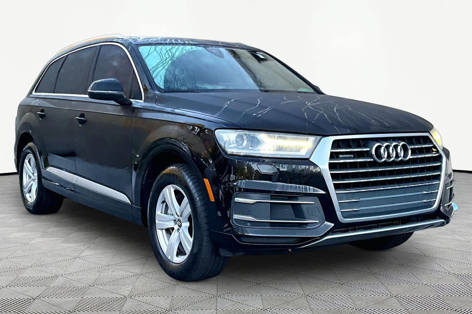 Used 2017 Audi Q7 2.0T Premium AWD/4WD image 3