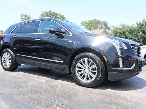 Used 2017 Cadillac XT5 Luxury w/ Driver Awareness Package FWD image 7