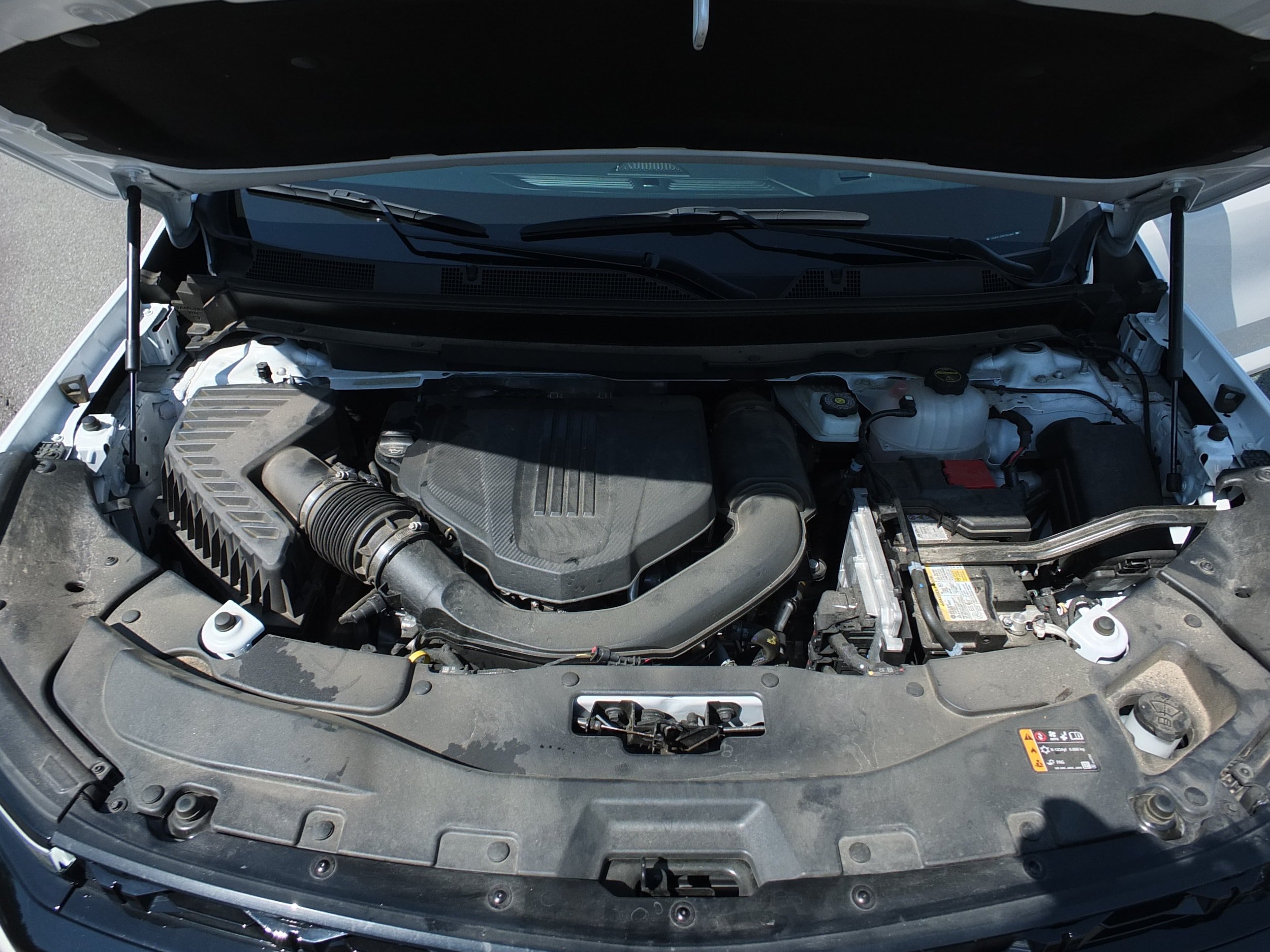 Used 2025 Chevrolet Traverse RS w/ LPO, Floor Liner Package FWD image 11