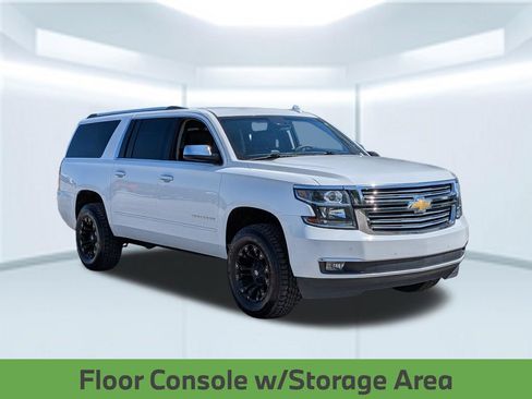 Used 2017 Chevrolet Suburban Premier RWD image 9