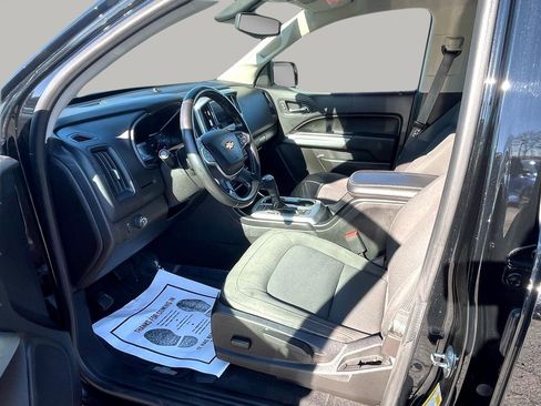 Used 2019 Chevrolet Colorado LT w/ LT Convenience Package image 11