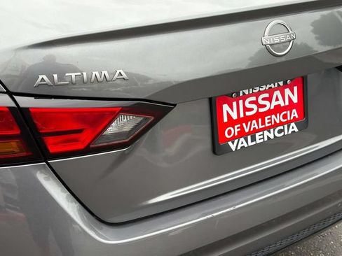 Certified 2024 Nissan Altima 2.5 SR FWD image 6
