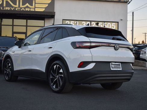 Used 2022 Volkswagen ID.4 Pro image 9