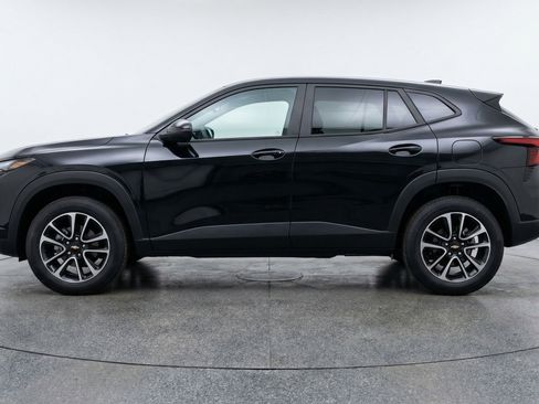 Used 2025 Chevrolet TrailBlazer LT FWD image 5