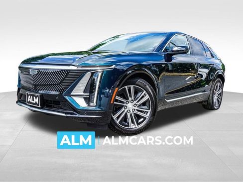 Used 2024 Cadillac Lyriq Luxury AWD/4WD image 1