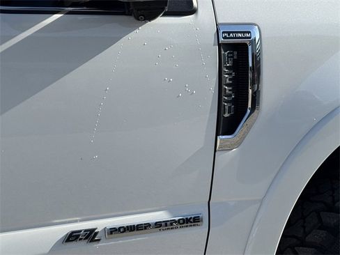 Used 2022 Ford F250 Platinum w/ Tremor Off-Road Package image 4