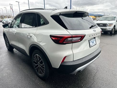 New 2025 Ford Escape SE FWD image 6
