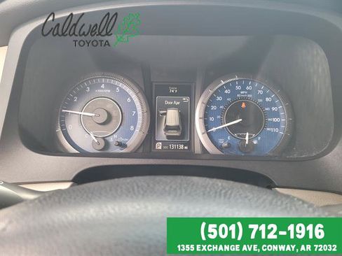 Used 2017 Toyota Sienna XLE Premium FWD image 16