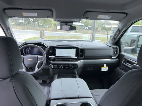 New 2026 Chevrolet Silverado 3500 LT w/ Convenience Package image 9