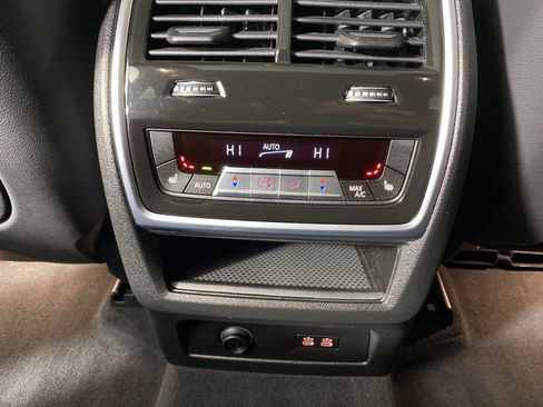 Used 2026 BMW X5 xDrive40i w/ Climate Comfort Package image 37