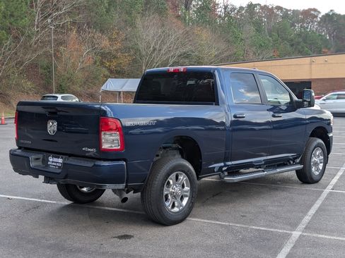 Used 2024 RAM 2500 Big Horn w/ Sport Appearance Package image 9