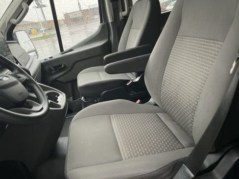 Used 2024 Ford Transit 350 XLT RWD image 11
