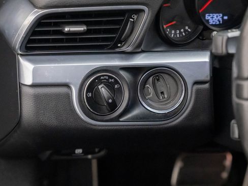 Used 2012 Porsche 911 Carrera S image 18