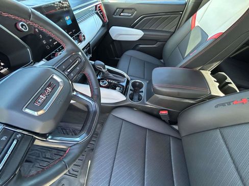 Used 2024 GMC Canyon AT4X image 11