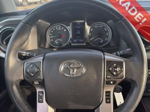 Certified 2019 Toyota Tacoma SR5 image 6