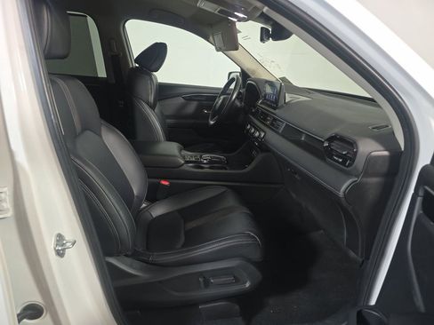 Used 2023 Honda Pilot EX-L image 8