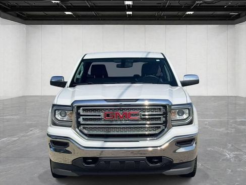 Used 2018 GMC Sierra 1500 4x4 Double Cab w/ Sierra Convenience Package image 8