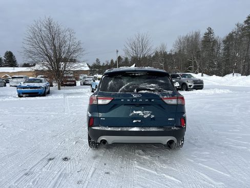 Used 2020 Ford Escape SE image 5