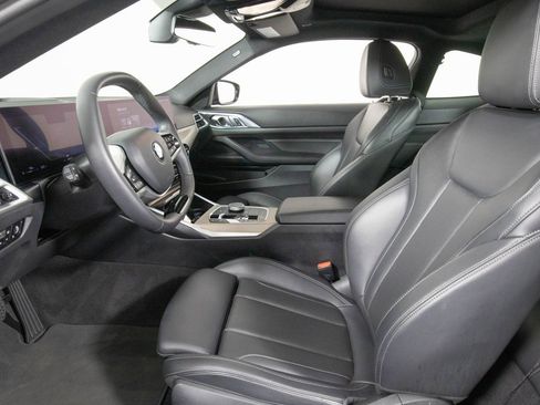 Used 2025 BMW 430i Coupe image 11