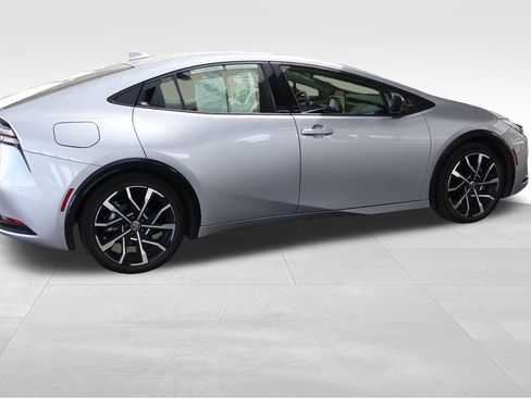 Certified 2024 Toyota Prius Prime FWD image 15