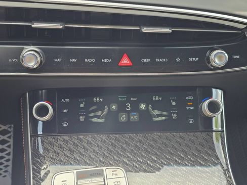 New 2026 Genesis GV70 3.5T Sport Prestige AWD/4WD image 16