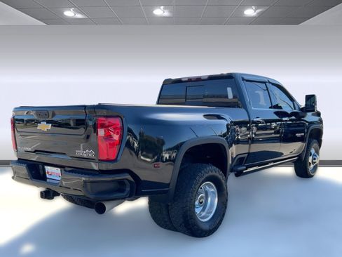 Used 2023 Chevrolet Silverado 3500 High Country image 8