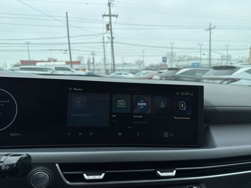 Certified 2024 Hyundai Sonata SEL w/ Convenience Package image 24