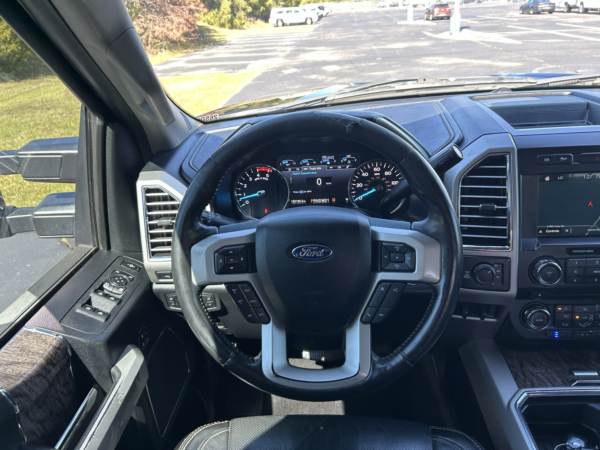 Used 2017 Ford F250 Lariat w/ Lariat Ultimate Package AWD/4WD image 15