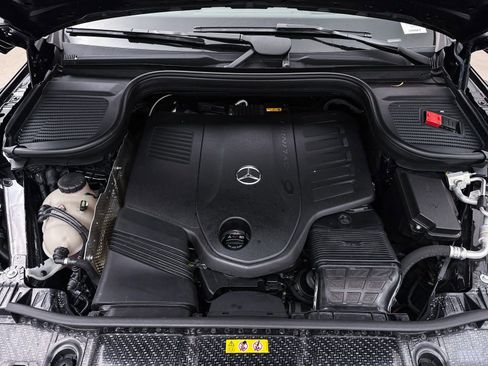 Used 2025 Mercedes-Benz GLE 450 4MATIC Coupe image 25