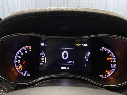 Certified 2020 Jeep Grand Cherokee Overland image 22