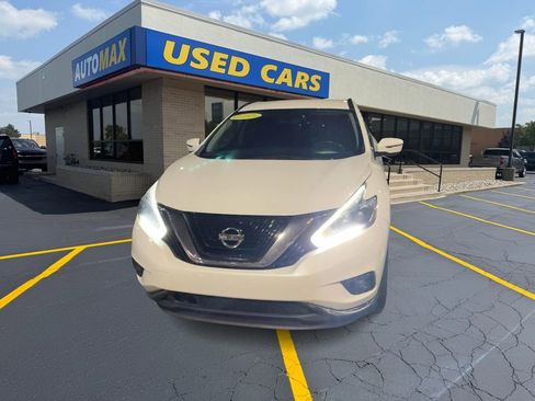 Used 2018 Nissan Murano SV w/ Cargo Package image 2