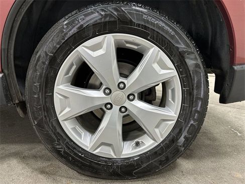 Used 2016 Subaru Forester 2.5i Premium w/ All-Weather Package image 12