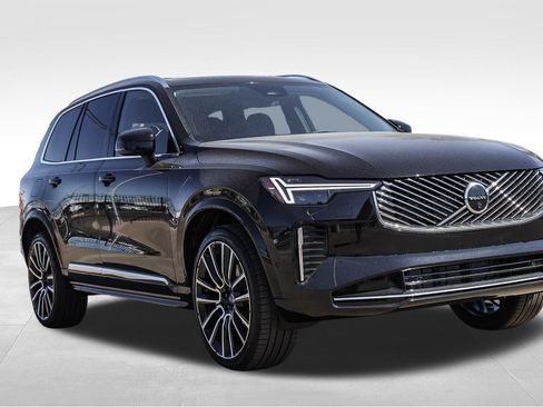 New 2026 Volvo XC90 B6 Plus w/ Protection Package AWD/4WD image 3