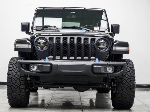 Used 2022 Jeep Wrangler Unlimited Rubicon 4xe w/ Steel Bumper Group AWD/4WD image 8