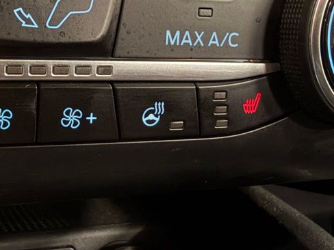 Certified 2024 Ford Escape Active AWD/4WD image 19