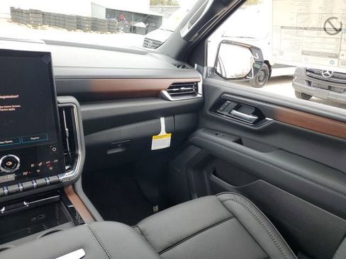 New 2026 GMC Yukon XL Denali w/ Sun & Power Step Package image 15