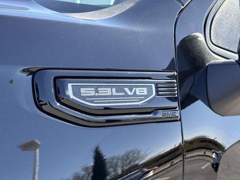 New 2026 GMC Sierra 1500 Pro w/ Graphite Edition image 9