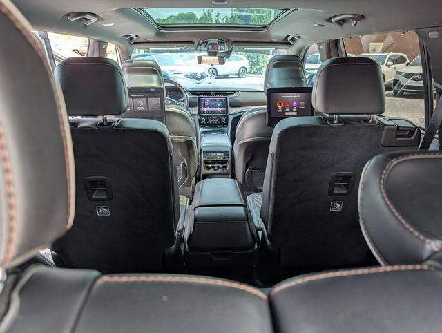 Used 2023 Jeep Grand Cherokee L Summit w/ Advanced Protech Group IV AWD/4WD image 23