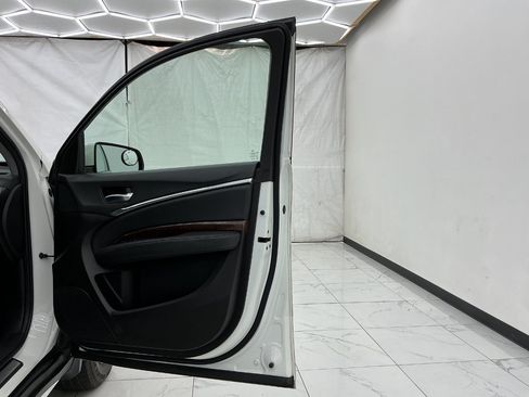 Used 2019 Acura MDX FWD image 19