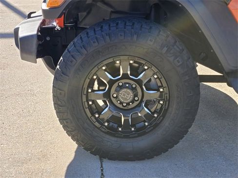 Used 2018 Jeep Wrangler Sport S image 9