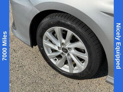 Used 2022 Toyota Camry LE FWD image 9