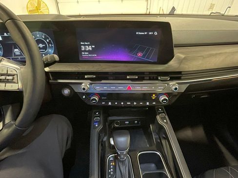 Used 2024 Kia Telluride SX Prestige X-Line image 36