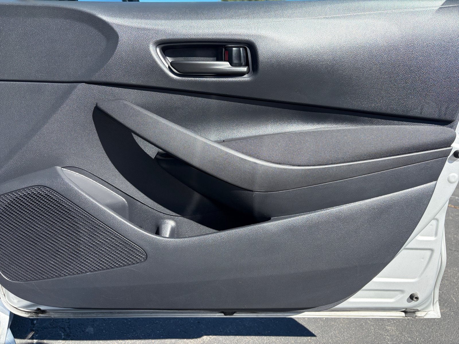 Used 2024 Toyota Corolla LE FWD image 28