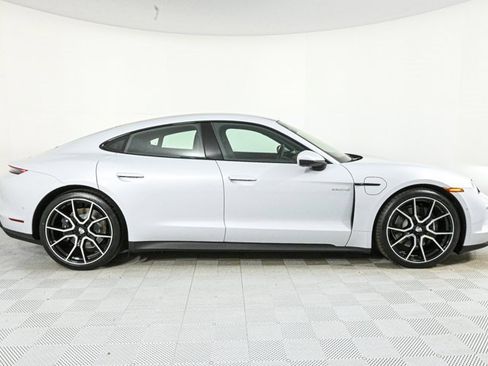 New 2025 Porsche Taycan image 27